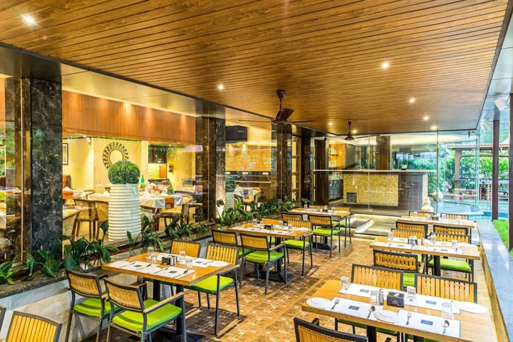 Пимпри-Чинчвад: Treebo Premium Grand Emerald