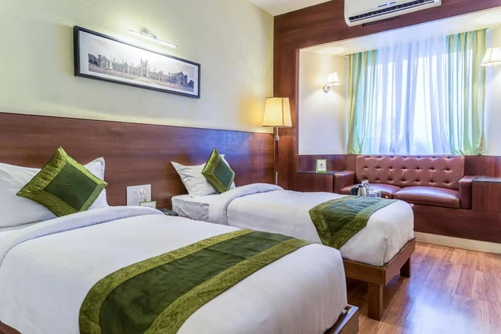 Пимпри-Чинчвад: Treebo Premium Grand Emerald
