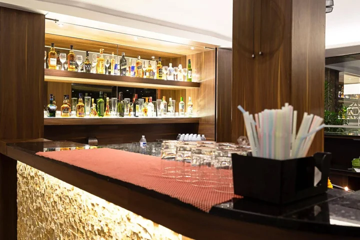 Пимпри-Чинчвад: Treebo Premium Grand Emerald