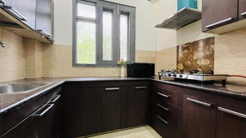 Гуруграм: Medicity Service Apartments Gurgaon