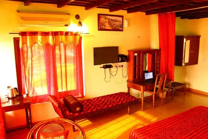 Чампакулам: Manjishta Ayurveda Heritage Resort