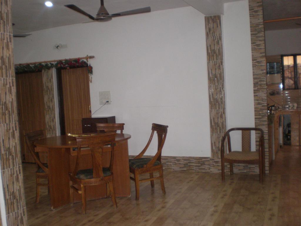 Массури: Oxygen Homestay