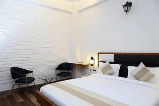 Гуруграм: FabHotel Sai Village Sushant Lok