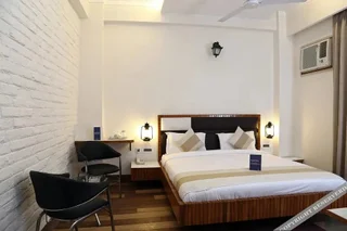 Гуруграм: FabHotel Sai Village Sushant Lok