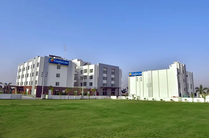 Вадодара: Comfort Inn Donil
