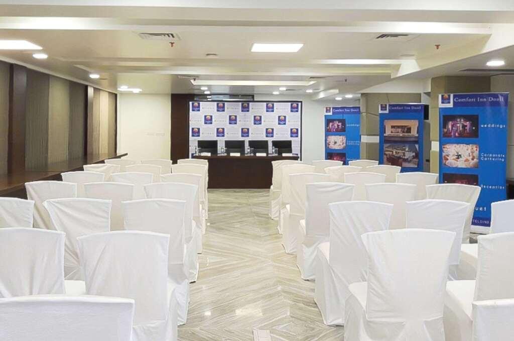Вадодара: Comfort Inn Donil