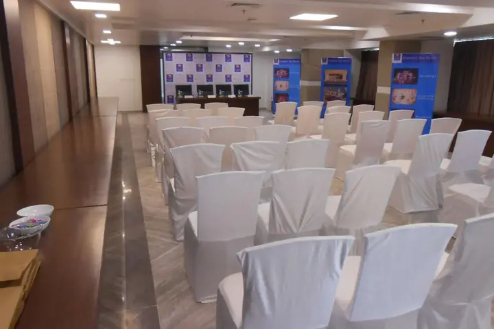 Вадодара: Comfort Inn Donil