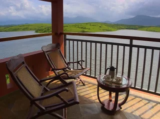 Султан-Батери: Vistara Resort