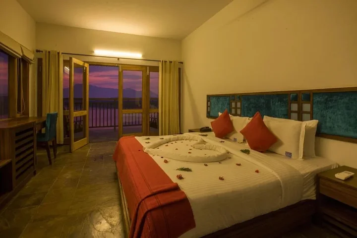 Султан-Батери: Vistara Resort