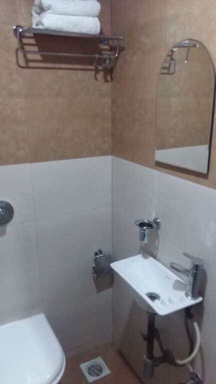 Мумбаи: FabHotel Address Inn