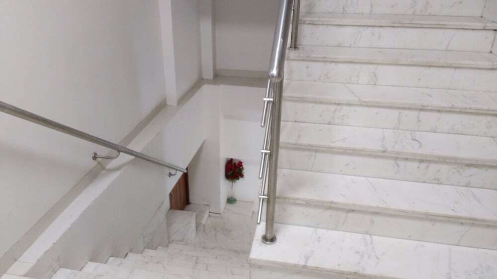 Мумбаи: FabHotel Address Inn