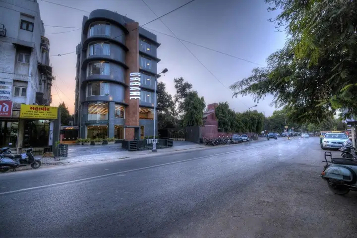 carousel image 5