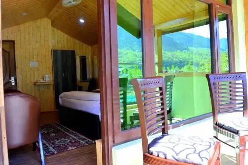 Пахалгам: Lidder Spring Resorts