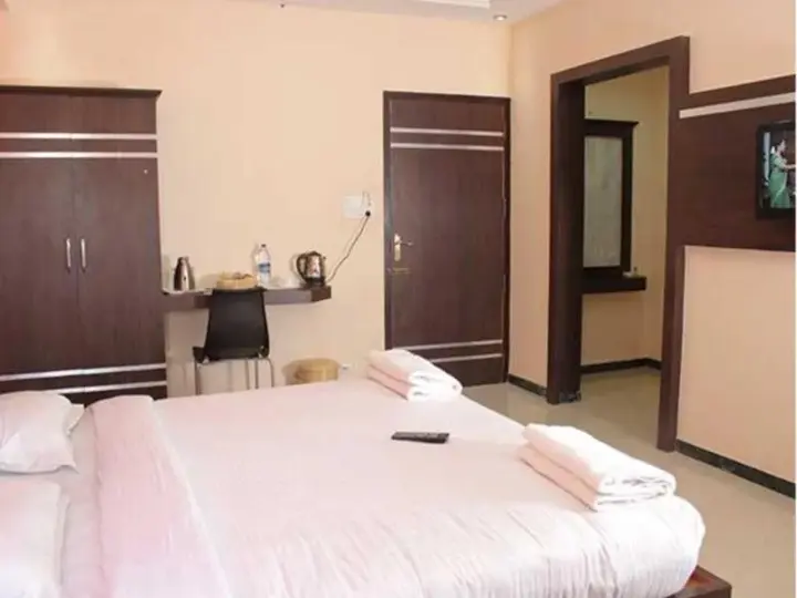 Соманур: Hotel Landmaark Tiruppur