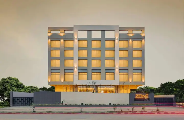 Райпур: Zone by the Park Raipur
