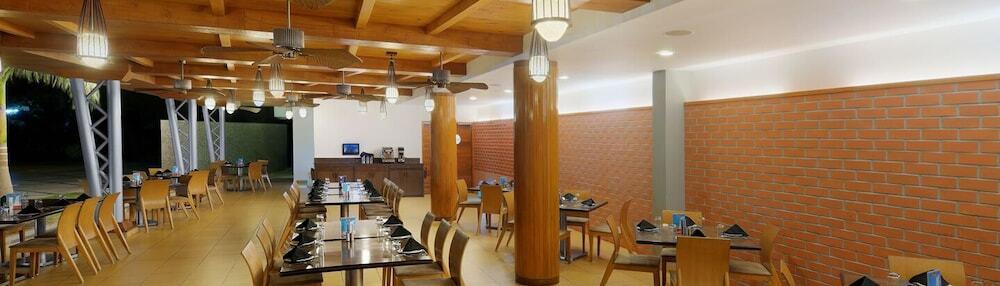 Раджкот: Seasons Hotel Rajkot