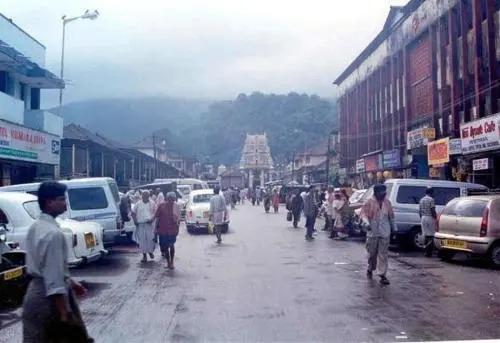 Yedakumeri: Hotel Sai Skanda
