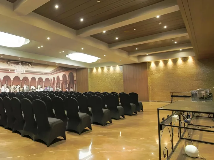 Мумбаи: Hotel Sai Palace Grand Malad
