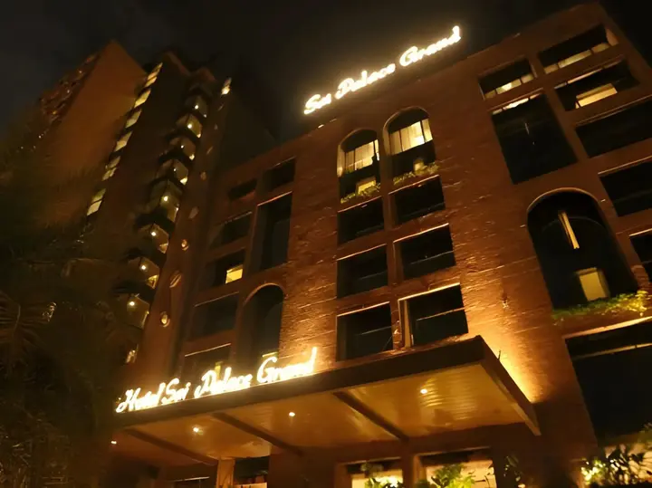 Мумбаи: Hotel Sai Palace Grand Malad