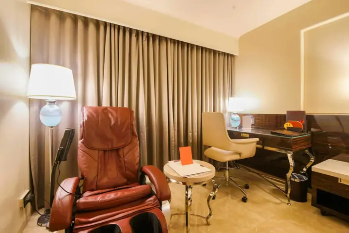 Мумбаи: Hotel Sai Palace Grand Malad