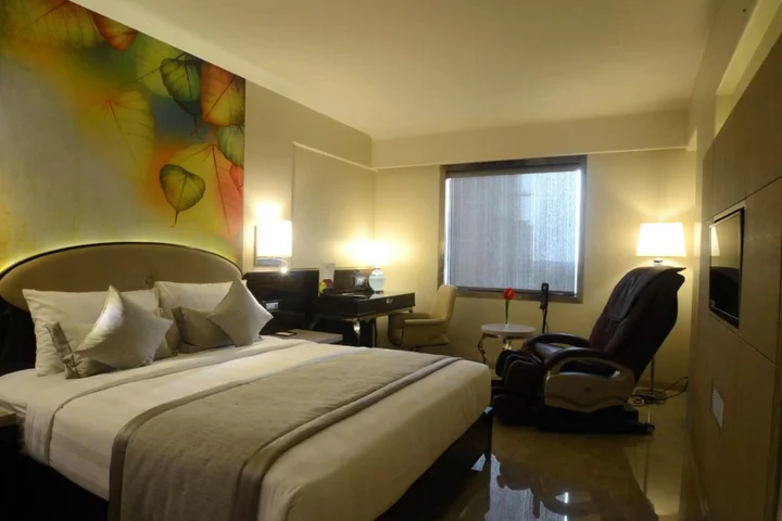 Мумбаи: Hotel Sai Palace Grand Malad