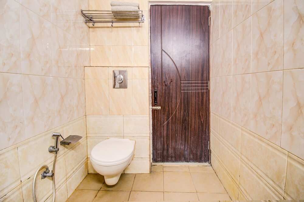 Бангалор: FabHotel 29th Church's Inn