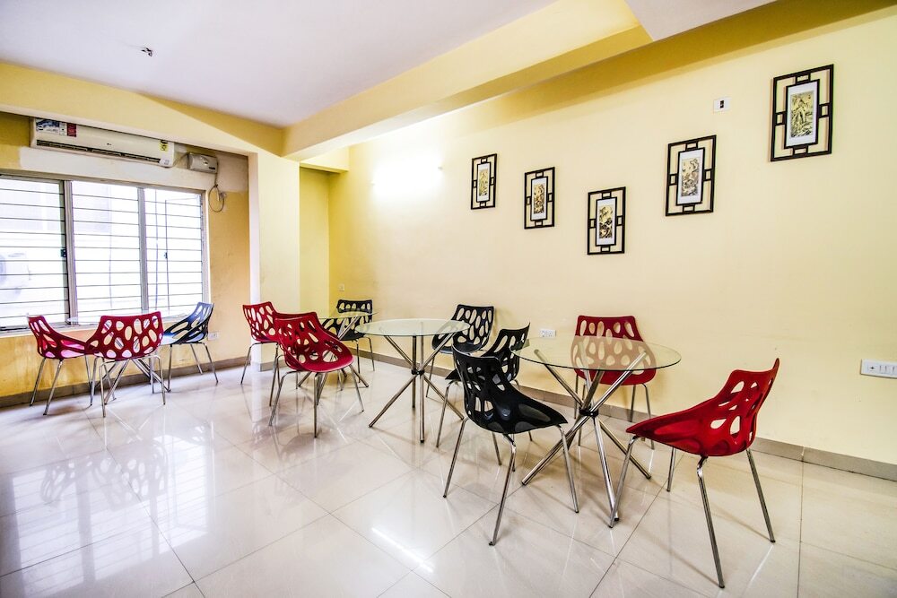 Бангалор: FabHotel 29th Church's Inn