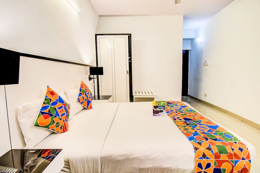 Бангалор: FabHotel 29th Church's Inn