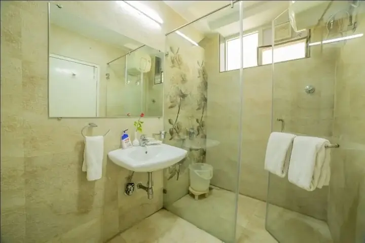 Хидерабад: FabHotel Hill View Gachibowli