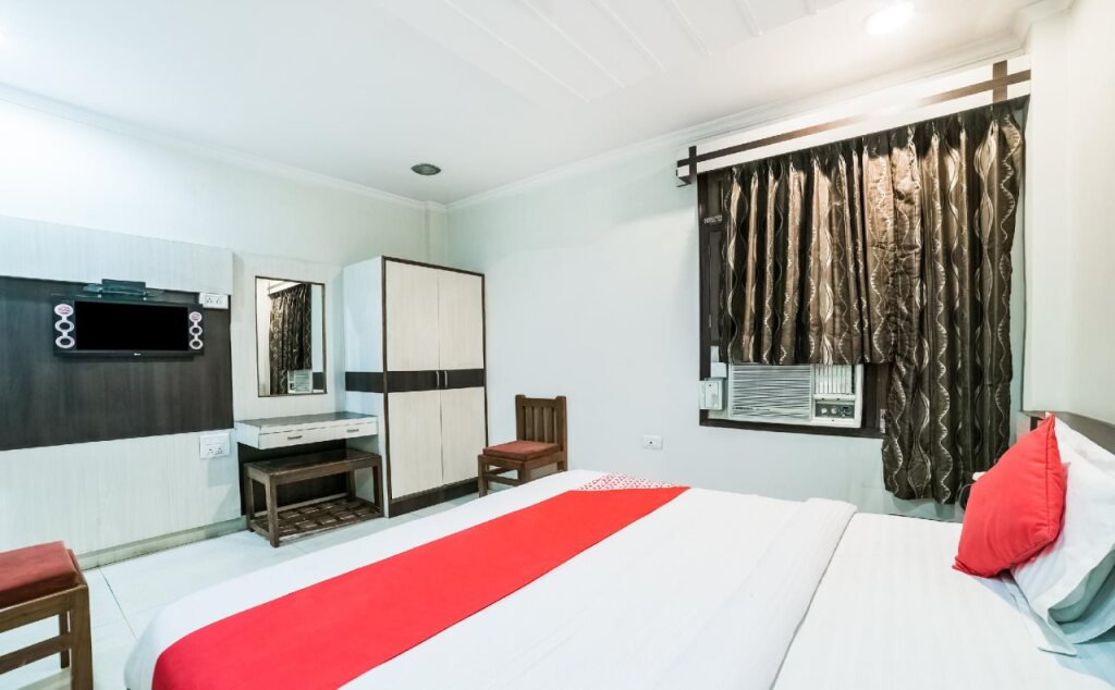 Крепость Jhansi: Hotel Anand by OYO Rooms