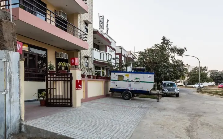 Гуруграм: OYO Flagship 423 Artemis Hospital