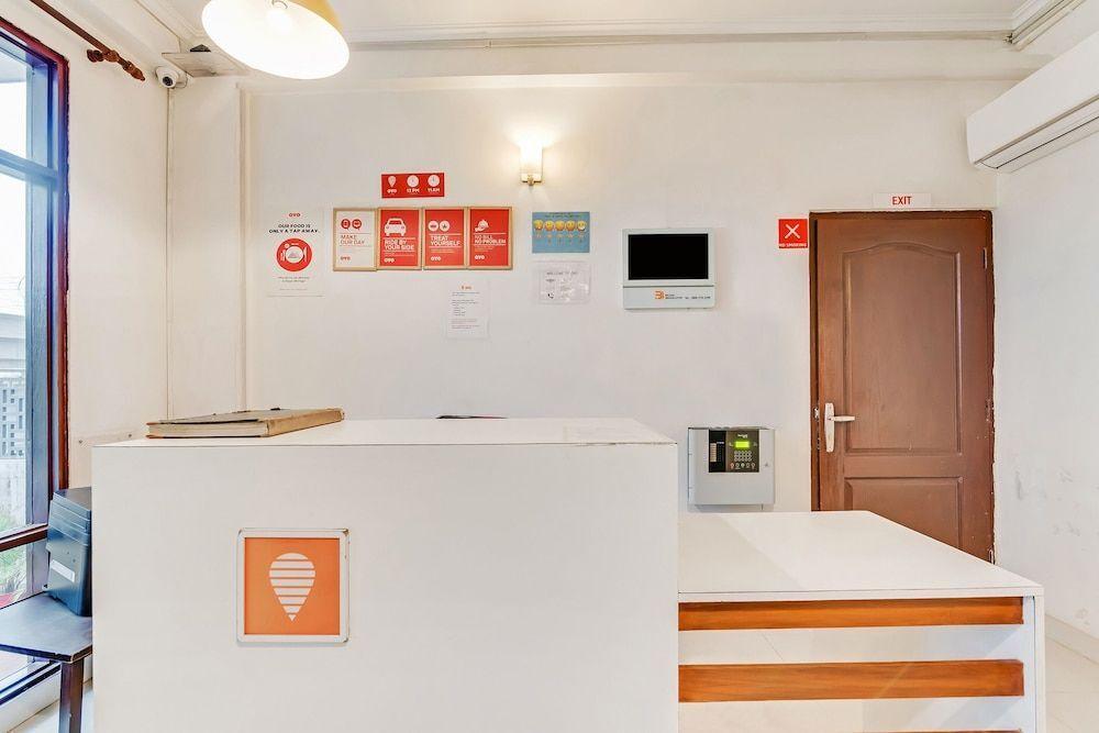 Гуруграм: OYO Flagship 423 Artemis Hospital