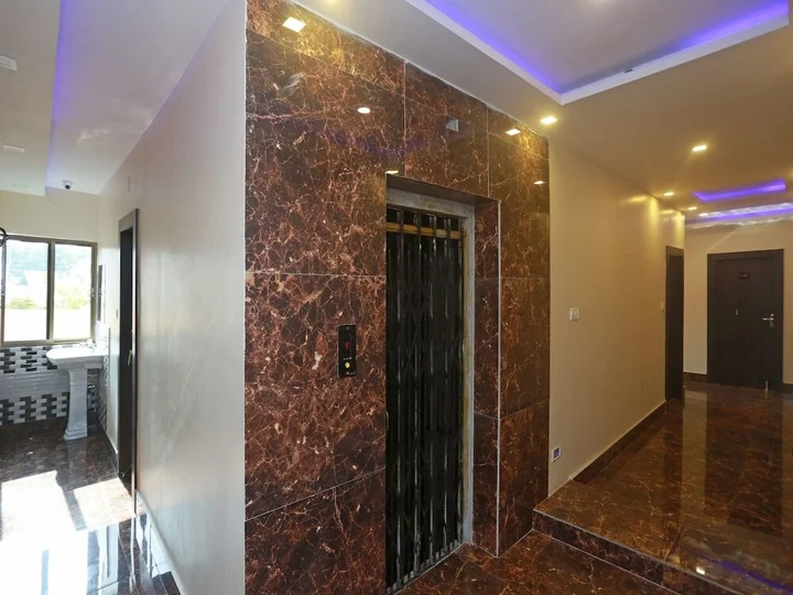 Катра: OYO 4589 Hotel City heart