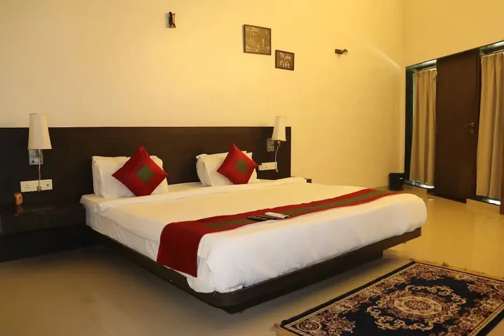 Нашик: OYO Premium Villholi Nashik