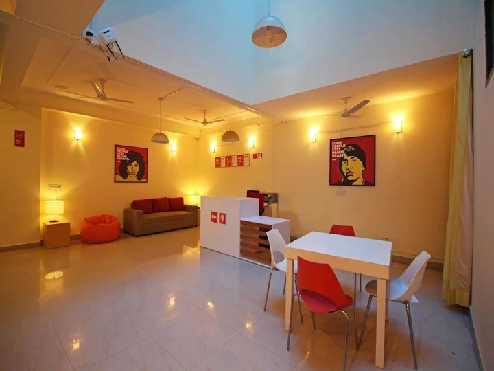 Нойда: OYO Flagship Noida Expressway Boulevard