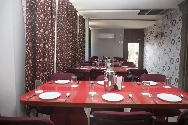 Пури: OYO Rooms CT Road 2