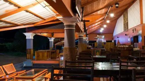 Ути: De Rock Jungle Living Resort Masinagudi