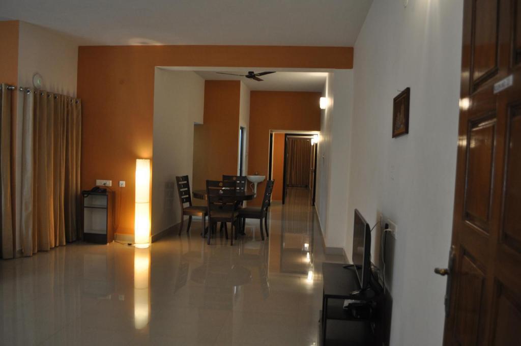 Солагампатти: Jyothi Suites