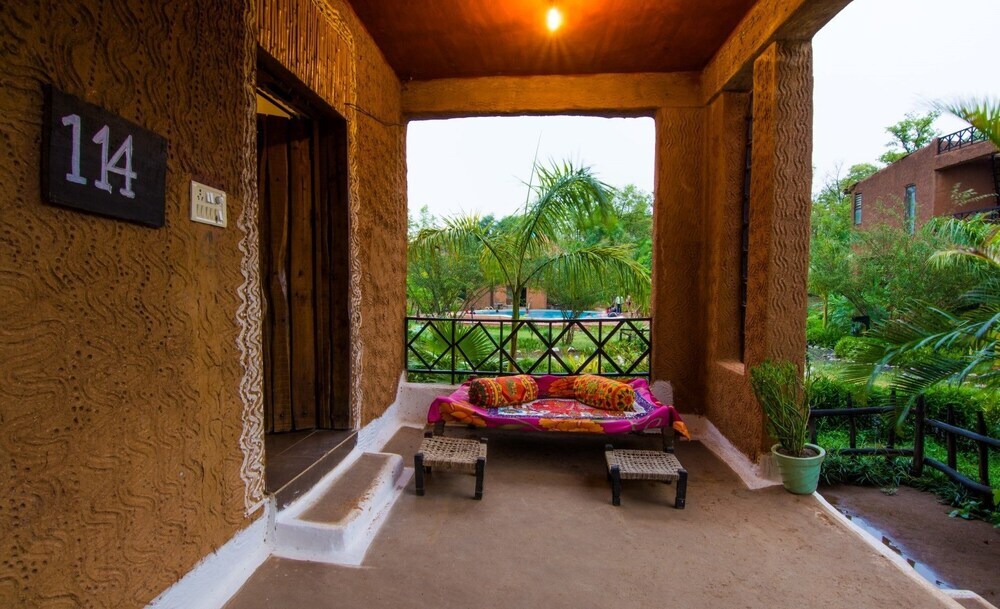 Баихар: V Resorts Koushalya Kanha