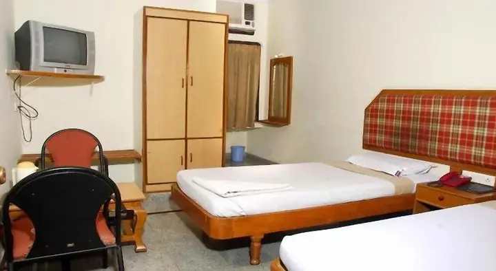 Гунтур: Swagruha Hotels