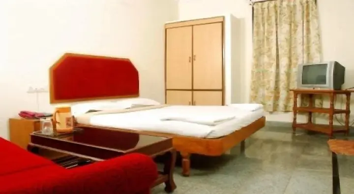 Гунтур: Swagruha Hotels