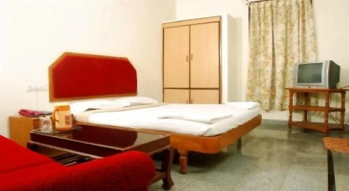 Гунтур: Swagruha Hotels