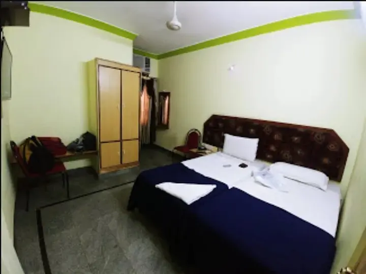 Гунтур: Swagruha Hotels