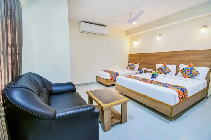 Коимбатур: Fabhotel Jansi Deluxe Gandhipuram