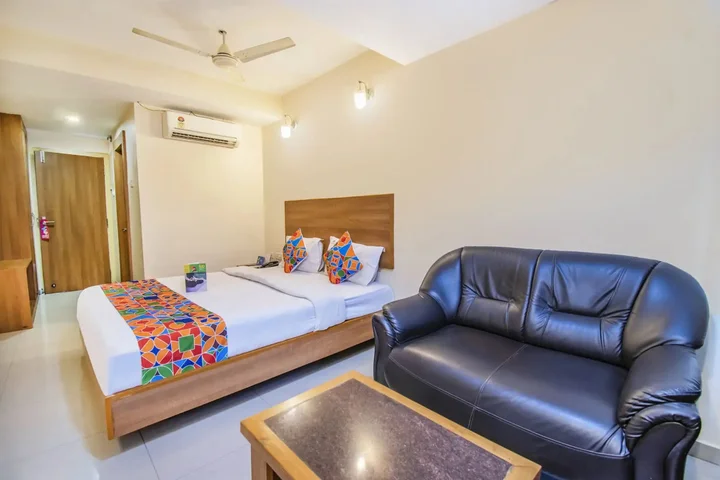 Коимбатур: Fabhotel Jansi Deluxe Gandhipuram
