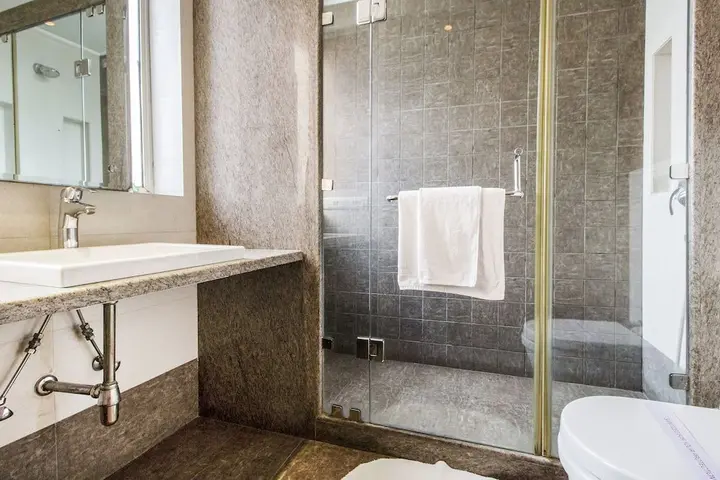 Гуруграм: FabHotel Raj Darbar Iffco
