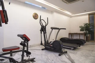 Гуруграм: FabHotel Raj Darbar Iffco