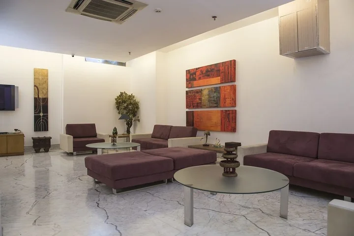 Гуруграм: FabHotel Raj Darbar Iffco
