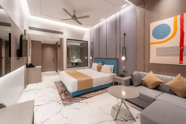 Бхопал: Sayaji Bhopal
