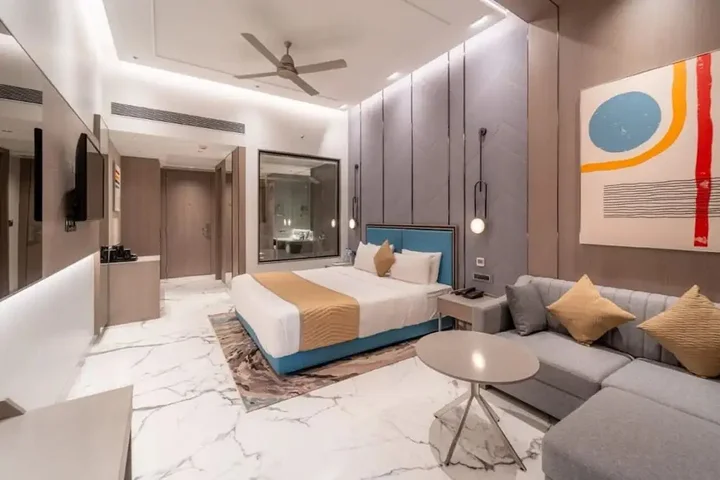 Бхопал: Sayaji Bhopal